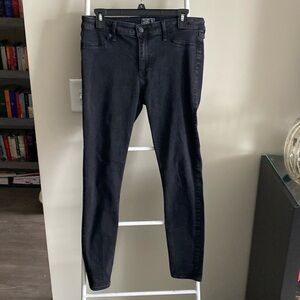 Abercrombie and Fitch Black Regular Length Low Rise Jean Leggings Size 12/31